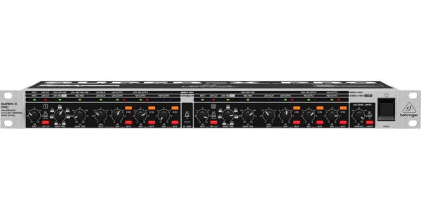 Crossover behringer electronico cx3400